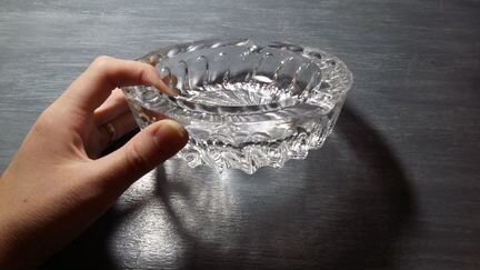 Пепельница стеклянная