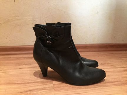 Женские кожаные ботильоны