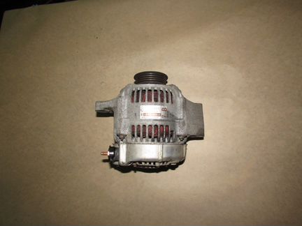 Генератор 31400-80G1 бу