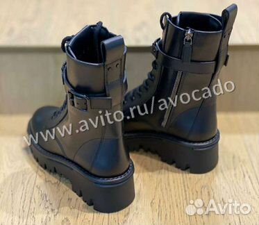 Ботинки женские Valentino