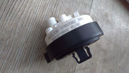 Прессостат датчик уровня воды