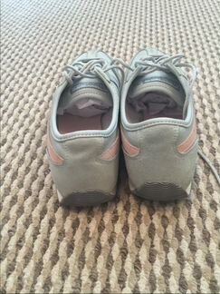 Женские кроссовки Reebok