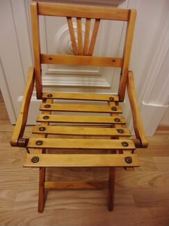 Стул маленький коллекционный довоенный