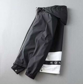 Ветровка moncler