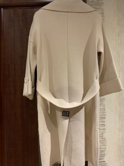 Пальто женское вязаное