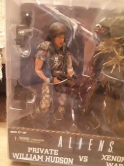 Фигурки Neca Aliens