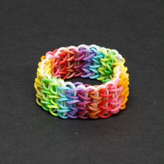 Rainbow loom плетение из резиночек