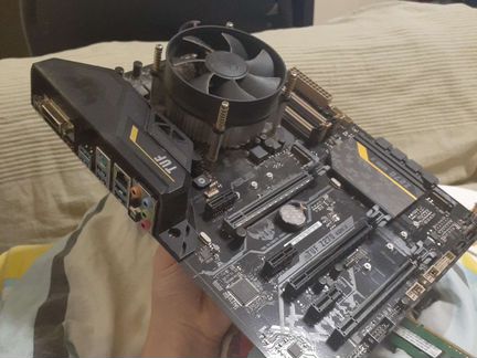 Материнская плата