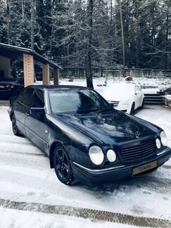 Mercedes-Benz E-класс 3.2 AT, 1997, 300 000 км