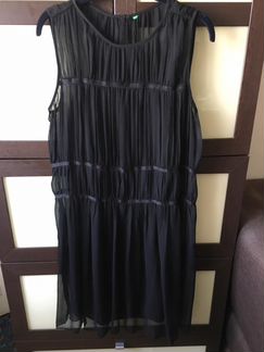 Продается платье Benetton