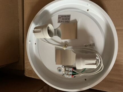 Светильник настенно-потолочный