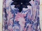 Блузка с бархатной отделкой и рисунком