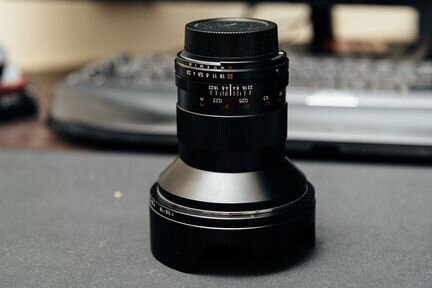 Carl Zeiss Distagon 21 mm zf.2 Nikon