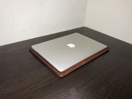 Кожаный чехол для MacBook Air 13