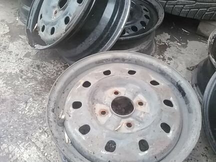 Диски штампованные Nissan