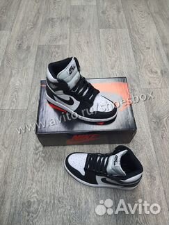 Кроссовки Nike Air Jordan 1 осень