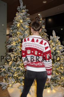 Новогодний свитер; свитер с оленями; свитер
