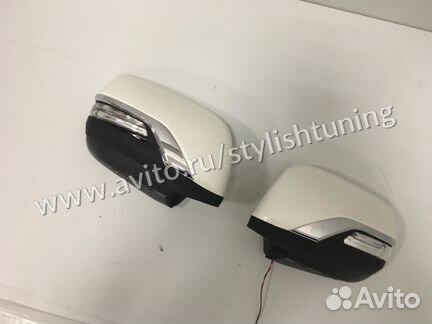 Крышки зеркал Toyota L/C 200 executive+ поворотник