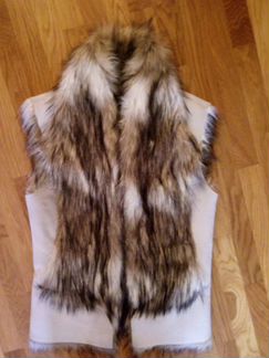 Безрукавка меховая