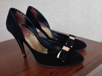 Чёрные замшевые туфли Ted Baker, p.38,5