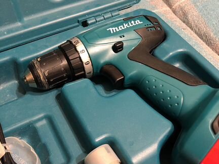 Аккумуляторная дрель