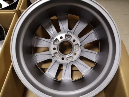 Диски Toyota LC200 Excalibur Black R20 новые