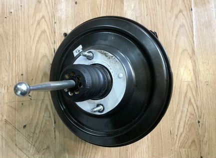 Вакуумный усилитель тормозов VW Touareg NF