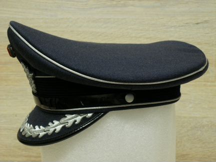 Фуражка офицера Бундесвера, военно-воздушные силы