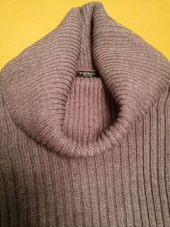 Вязаное платье motivi