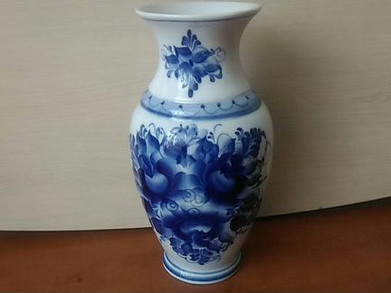 Ваза фарфоровая,Гжель,ручная работа