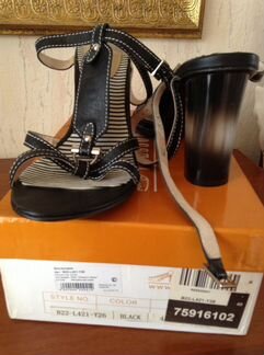 Босоножки новые