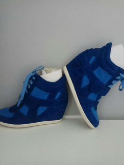 Женская обувь