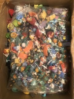 Игрушки из Kinder Surprise