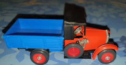 Модель амо Ф-15 1/43