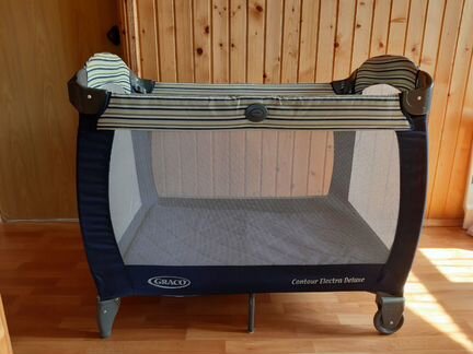 Манеж-кроватка Graco