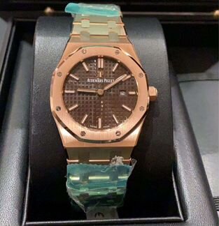 Золотые часы женские