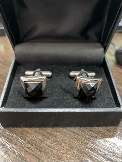 Запонки разные новые