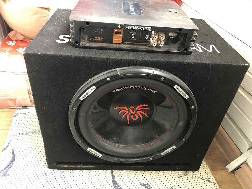 Сабвуфер soundmax. Сабвуфер Soundstream sw12se.