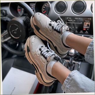 Balenciaga Triple S