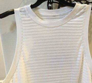 Футболка женская lululemon р.4