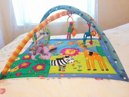 Развивающий детский коврик Tiny Love