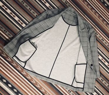 Костюм брючный размер 44-46