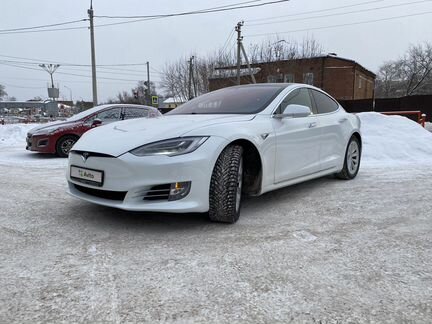 Tesla Model S AT, 2019, 38 913 км