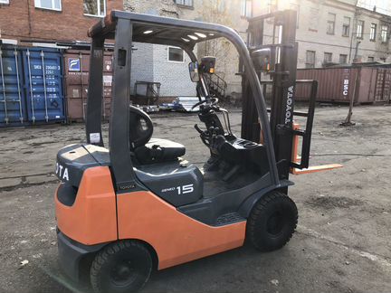 Вилочный погрузчик Toyota