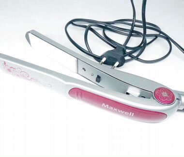 Выпрямитель волос Новый