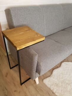 Стол придиванный из массива дерева сосна