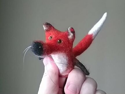 Валяная пальчиковая игрушка