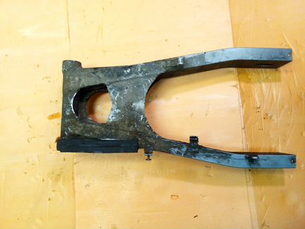 Задний маятник kawasaki zzr400 zzr 400 1992