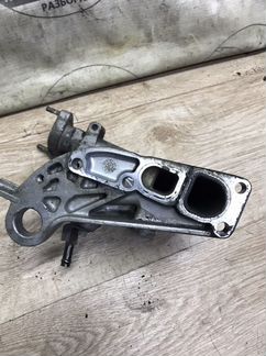 Патрубок систему охлаждения om 611 Мерседес w638