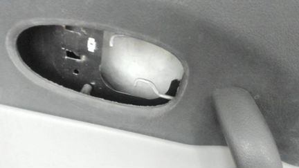 Дверь боковая правая задняя Saturn VUE, 2004